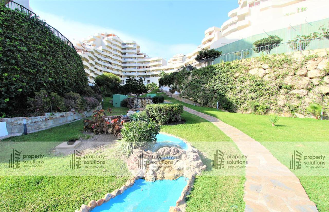 812 Benalbeach. 1ºlinea De Playa. Vistas A La Piscina Y La Montana. 贝纳尔马德纳 外观 照片